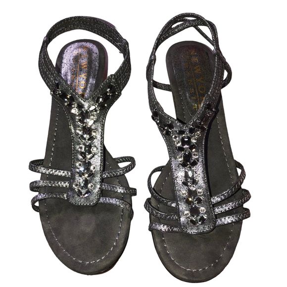 New York Transit Low Wedge Strappy Sandals SZ 8 Worn Once - Picture 7 of 11